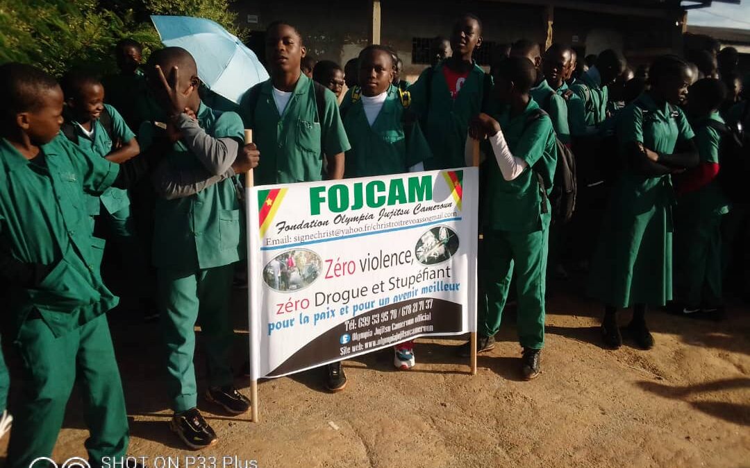 EDUCATION: OPÉRATION ANNÉE SCOLAIRE SANS VIOLENCE SANS INCIVISME ET SANS DROGUE ; GRANDE CAMPAGNE DE SENSIBILISATION AU LYCÉE BILINGUE  DE TOUGANG II PAR LA FOJCAM